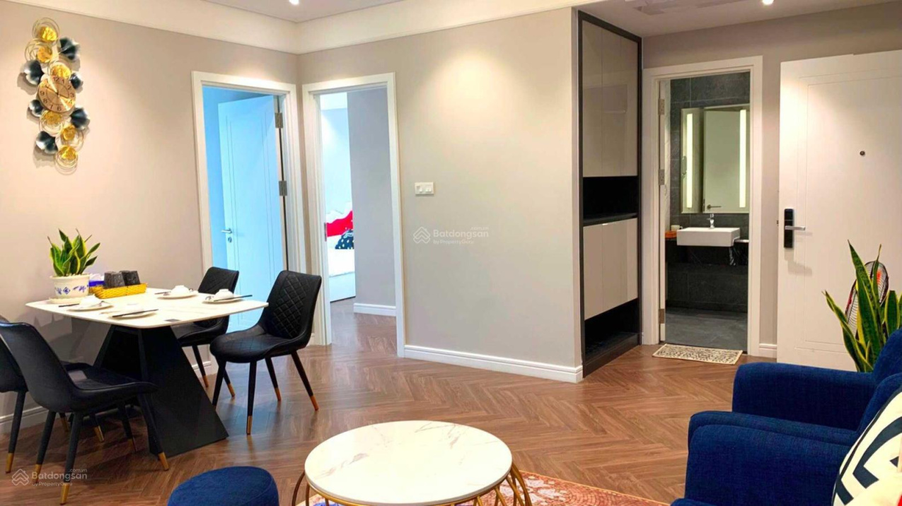 Bán nhà mới xây đường Hùng Vương, giá 1,350 tỷ/căn (Ngân hàng hỗ trợ vay đến 900tr)